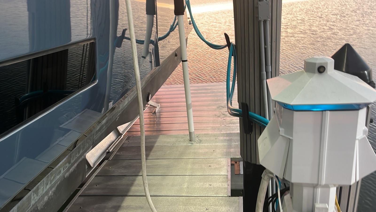 Elevador de barcos 60,000 libras South Florida - Charlie's Maritime Services - foto 2